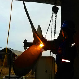 Heating of Propeller Blades for Release, Port & STBD